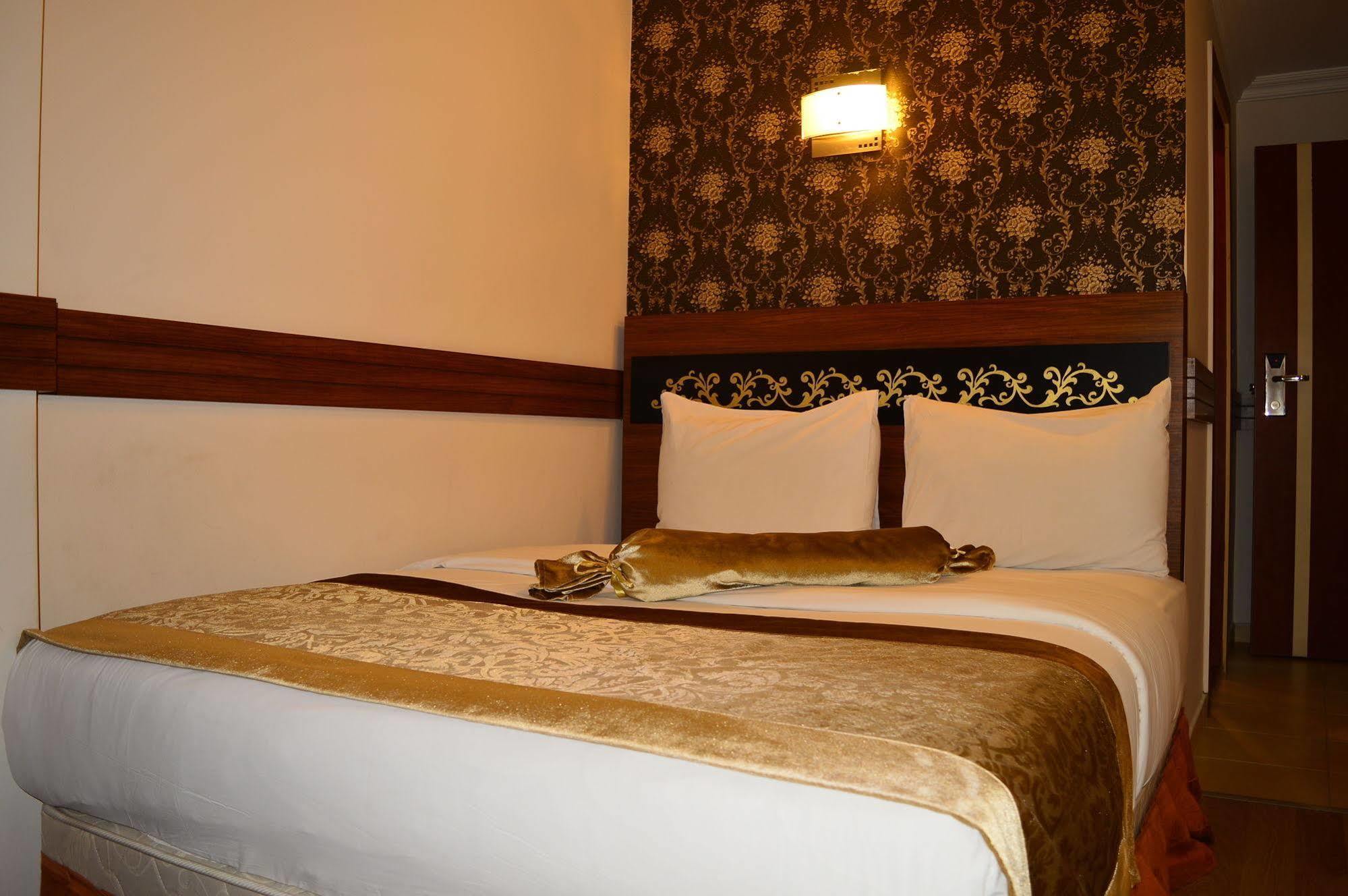Bern Hotel Isztambul Kültér fotó